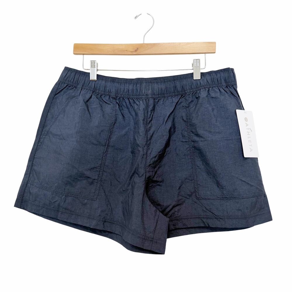 Athleta Gray Lunar Utility Shorts Sz XL